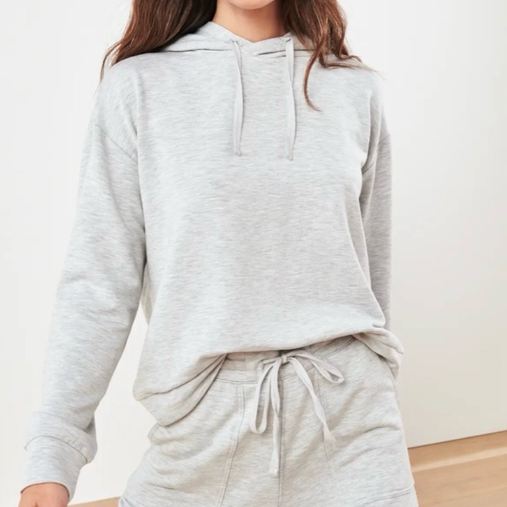 NWT Quince Supersoft Hoodie